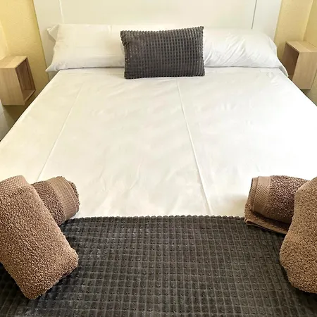 Ds Orillas Del Guadalquivir Y La Mezquita Apartment